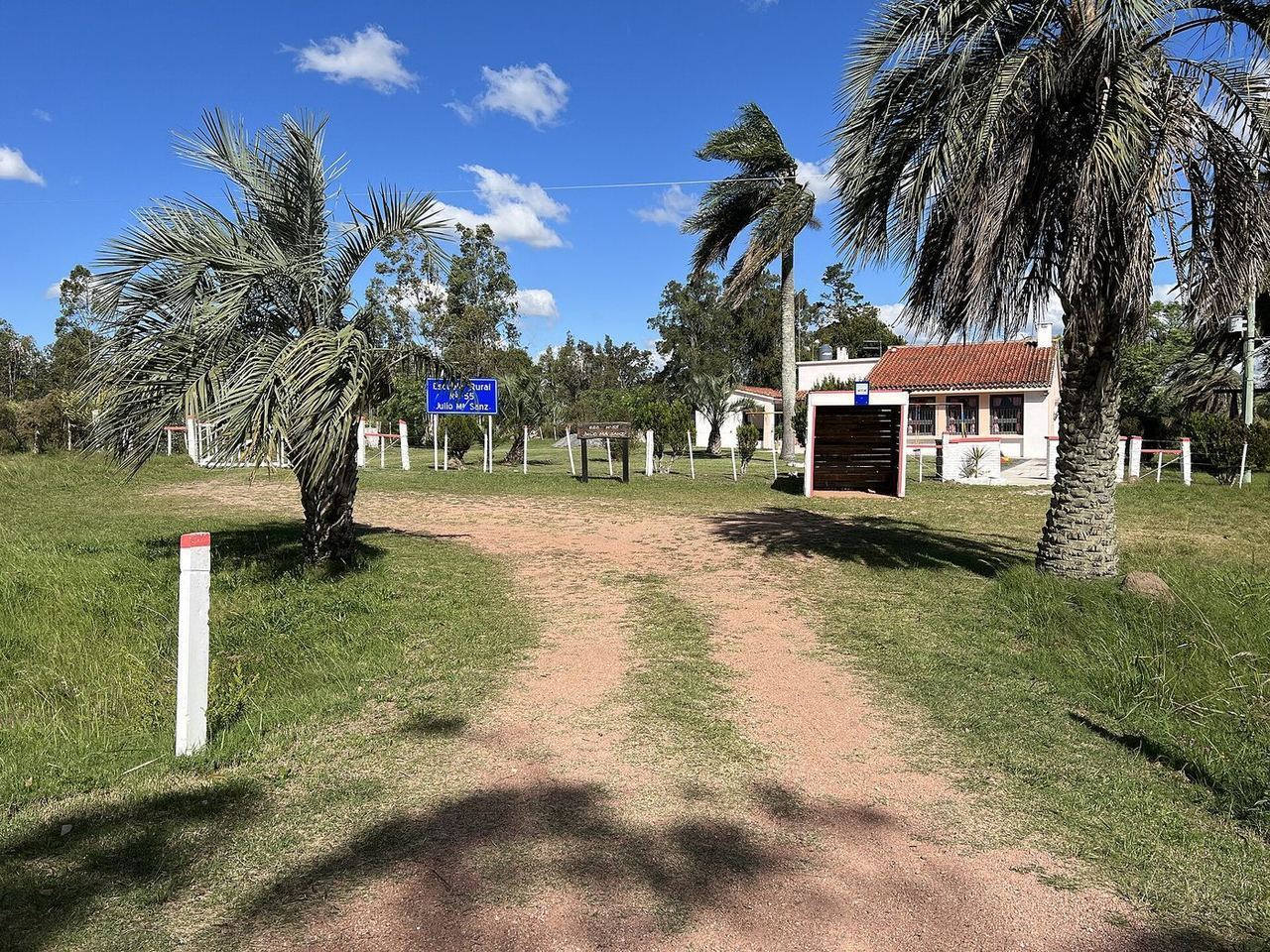 Escuela N° 40 Sierras de Garzón — Bild